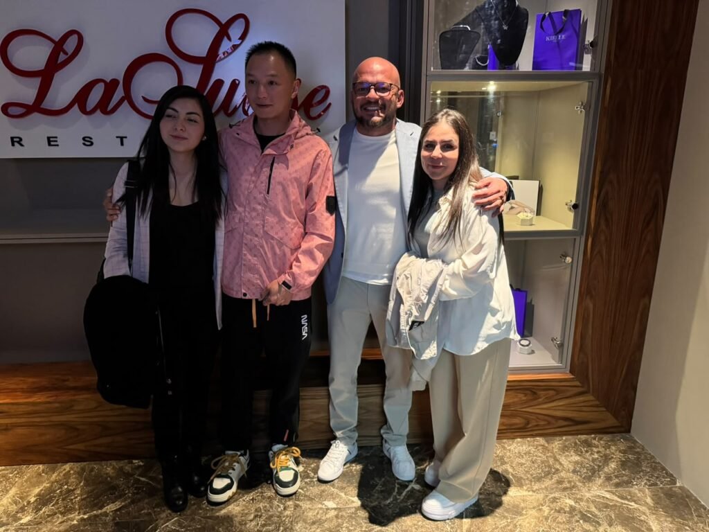 Jantar de negócios com clientes chineses