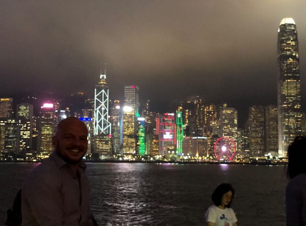 Presença em Hong Kong, conectando a Nisus aos mercados asiáticos